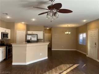 Photo #2: 2545581 Listing 