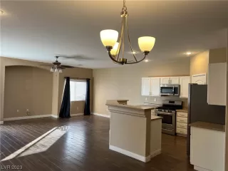 Photo #3: 2545581 Listing 