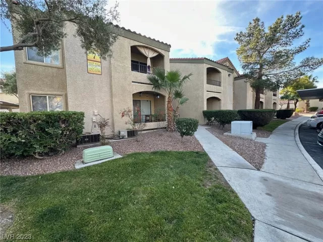 MLS: 2545598 Condo For Sale