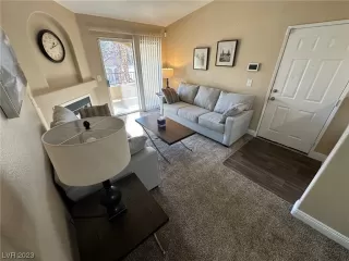 Photo #3: 2545598 Listing 