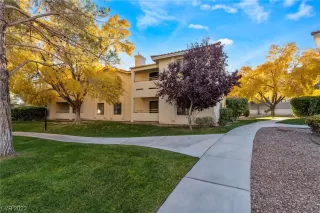 Photo #4: 2545623 Listing