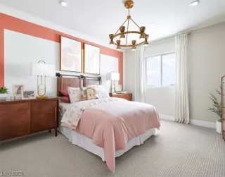 Photo #5: 2545666 Listing