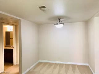 Photo #4: 2545681 Listing