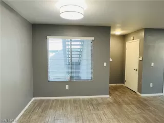 Photo #2: 2545723 Listing