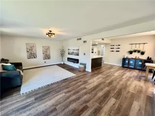 Photo #2: 2545724 Listing