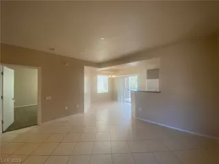 Photo #3: 2545783 Listing 