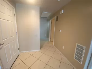 Photo #5: 2545783 Listing 