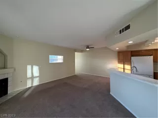 Photo #5: 2545785 Listing 