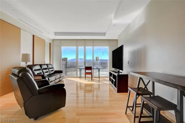 MLS: 2545795 Condo For Sale