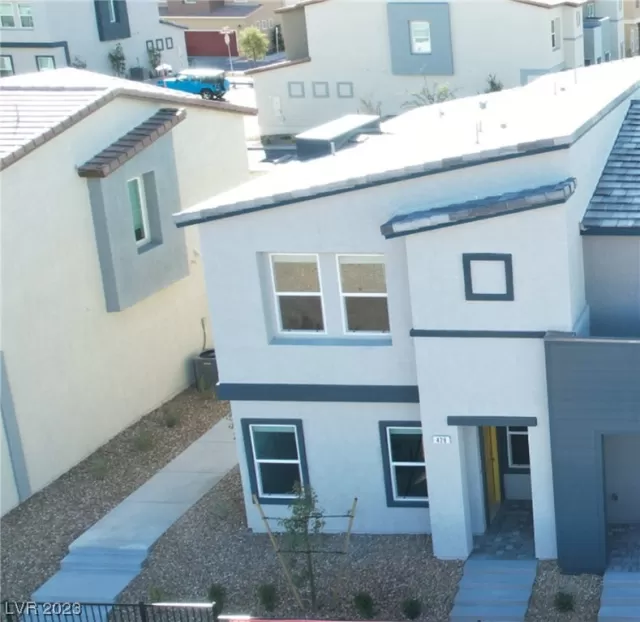 MLS: 2545825 Condo For Sale