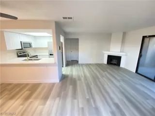 Photo #1: 2545827 Listing 