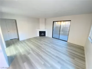 Photo #2: 2545827 Listing 