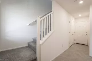 Photo #2: 2545832 Listing 