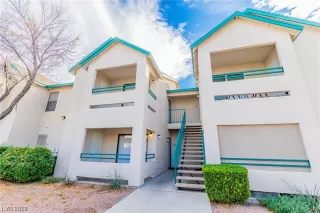 Photo #1: 2545853 Listing 