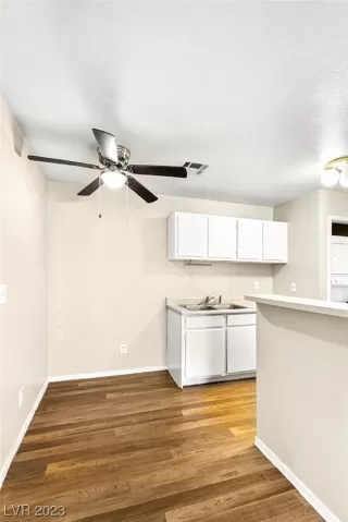 Photo #3: 2545853 Listing 