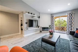 Photo #2: 2545869 Listing 