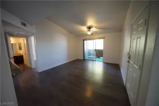 Photo #2: 2545878 Listing 