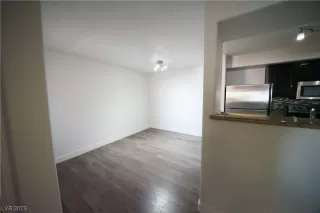 Photo #4: 2545878 Listing 