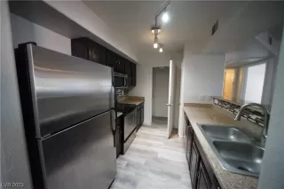 Photo #6: 2545878 Listing 