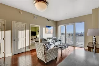 Photo #1: 2545914 Listing