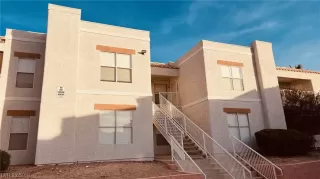 Photo #3: 2545941 Listing