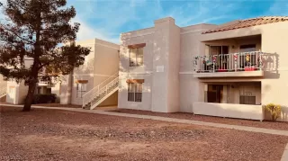 Photo #5: 2545941 Listing