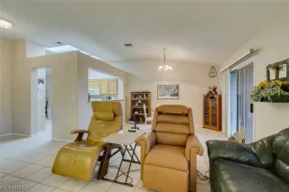 Photo #6: 2546023 Listing 