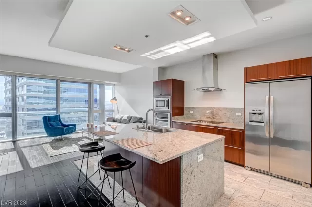 MLS: 2546025 Condo For Sale