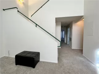 Photo #3: 2546032 Listing 