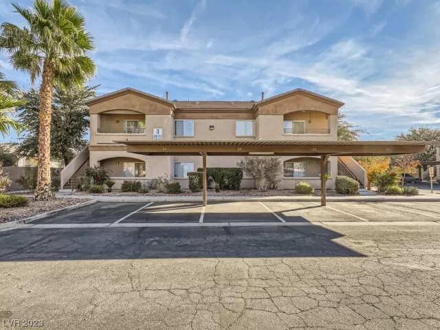 MLS: 2546049 Condo For Sale