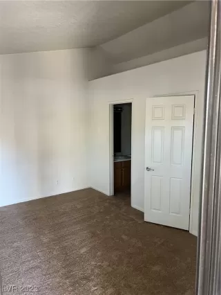 Photo #3: 2546066 Listing 