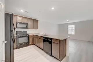 Photo #1: 2546091 Listing 