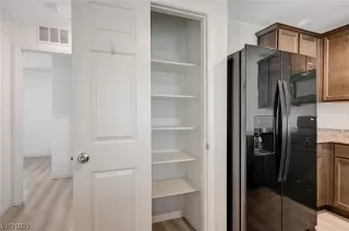 Photo #2: 2546091 Listing 