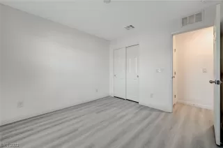 Photo #6: 2546091 Listing 