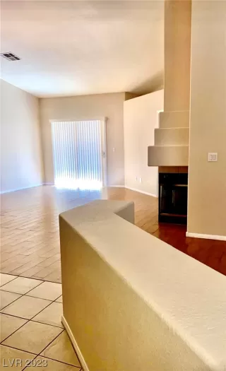 Photo #1: 2546098 Listing 