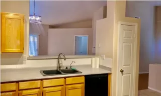 Photo #4: 2546098 Listing 