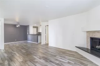 Photo #3: 2546112 Listing