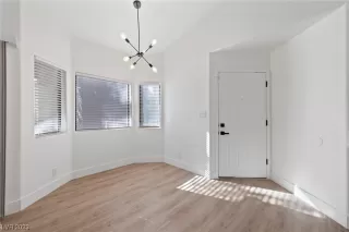 Photo #5: 2546172 Listing 