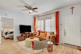 Photo #3: 2546177 Listing