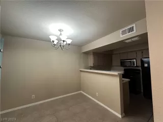 Photo #2: 2546192 Listing 