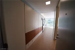 Photo #3: 2546258 Listing