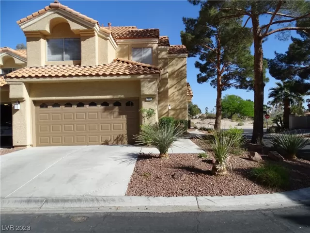 MLS: 2546284 Condo For Sale