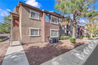 Photo #2: 2546303 Listing