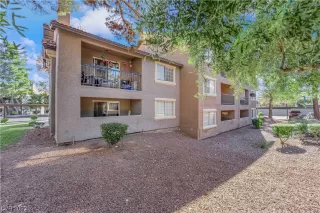 Photo #3: 2546303 Listing