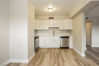 Photo #5: 2546325 Listing 