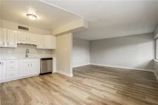 Photo #6: 2546325 Listing 