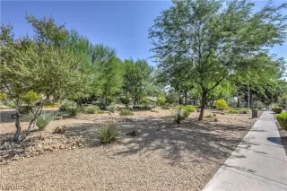 Photo #3: 2546329 Listing 