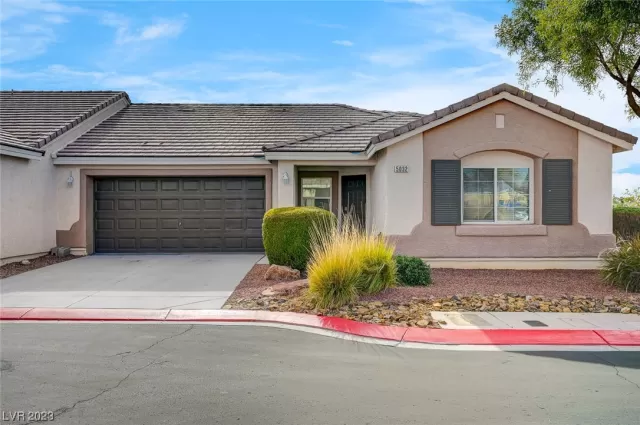 MLS: 2546337 Condo For Sale