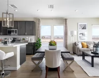 Photo #4: 2546349 Listing 