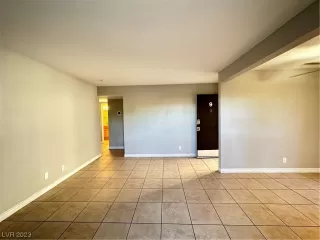 Photo #5: 2546355 Listing 